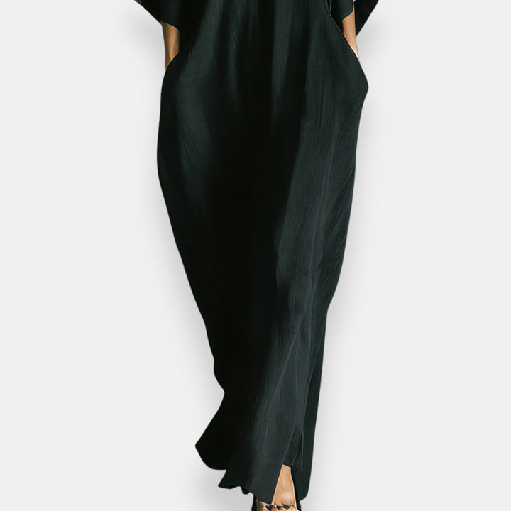 Maricel - Vestido Largo Con Cuello Alto Y Bolsillos Laterales