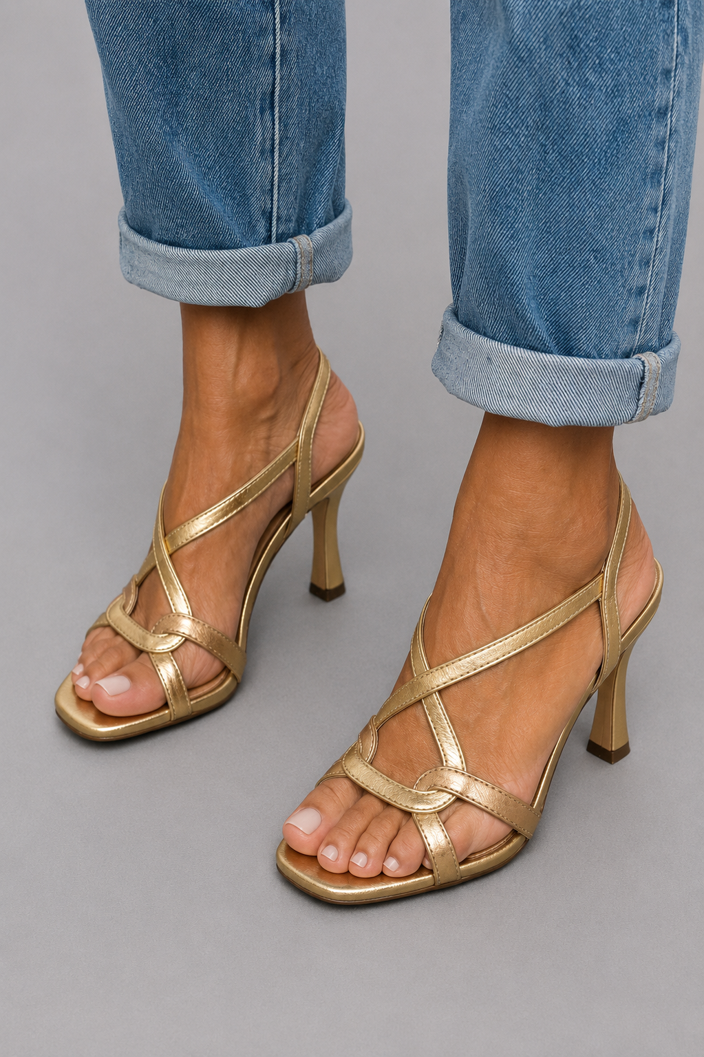 Cassie - Sandalias De Tacón Amuleto Dorado De Verano