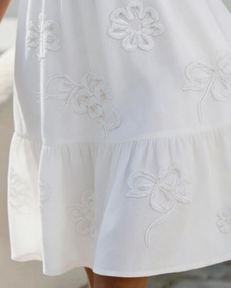 Nija - Vestido Con Cuello en V y Volantes
